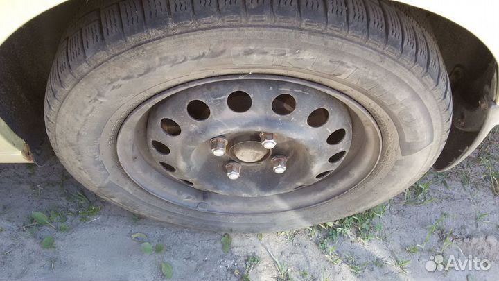 Шины кумхо 195/65/15 диск 4/114.3 4 шт