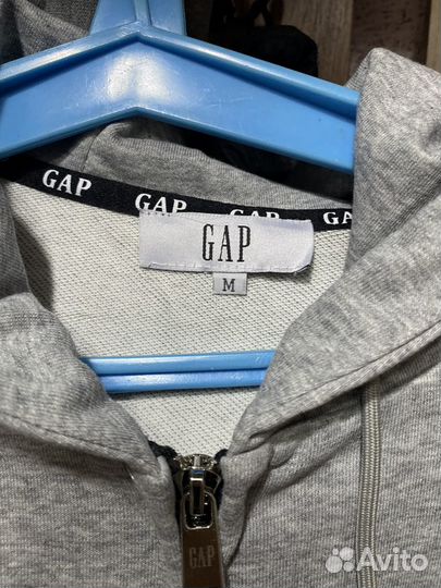 Толстовка мужская GAP