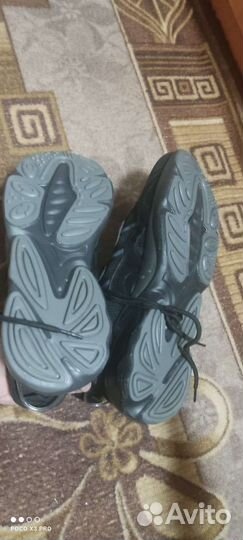 Кроссовки мужские 43 размера новые