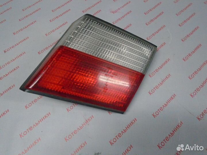 Nissan 26550-2F925 Фонарь задний правый