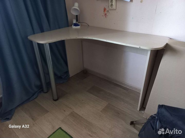 Угловой письменный стол бу