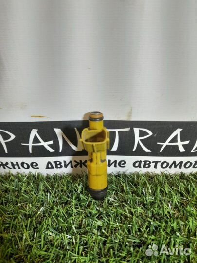 Форсунка топливная Toyota Corolla Fielder NZE121