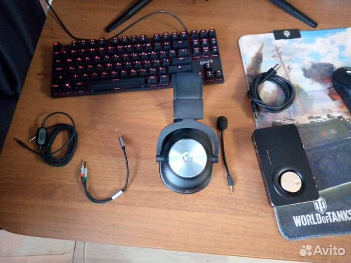 Игровые наушники logitech g pro X