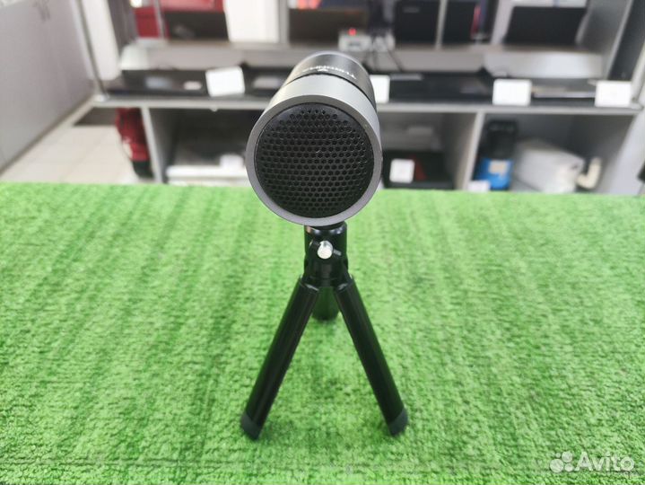 Микрофон Thronmax MDrill Pulse M8