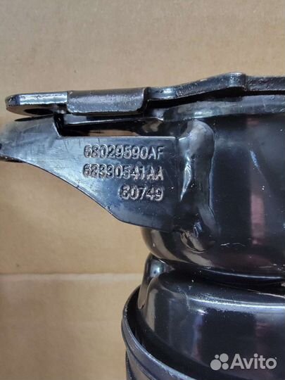Jeep Grand Cherokee WK2 2019 амортизатор задний