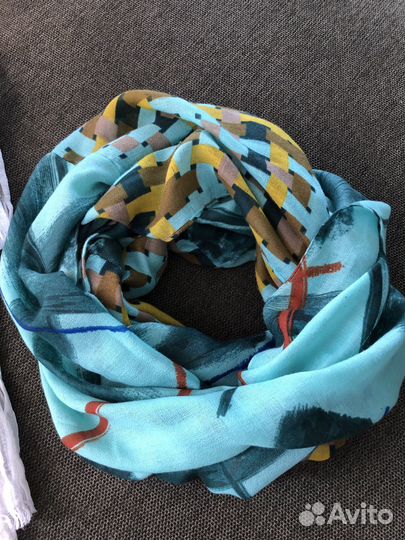 Шарфы и платки Furla, Gianfranco Ferre