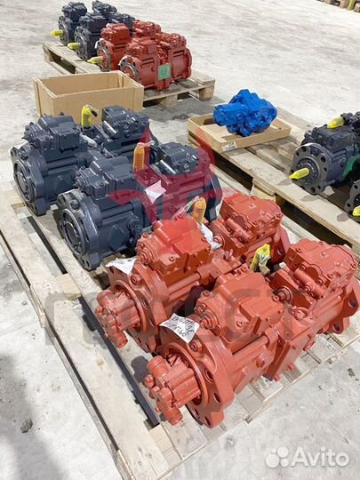 Гидравлический насос Kobelco SK200-8 K3V112DTP