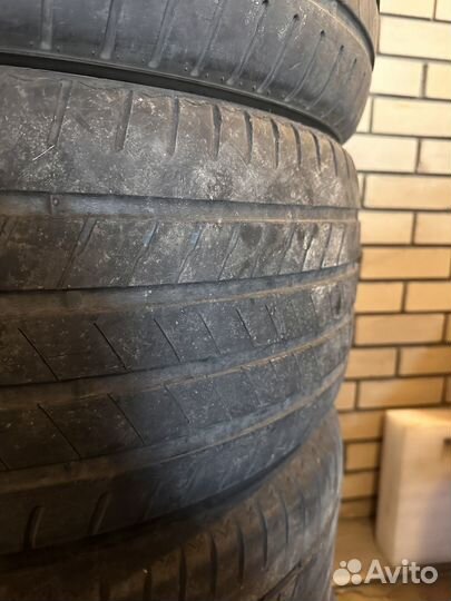 Bridgestone Alenza 001 275/45 R20 и 305/40 R20 112