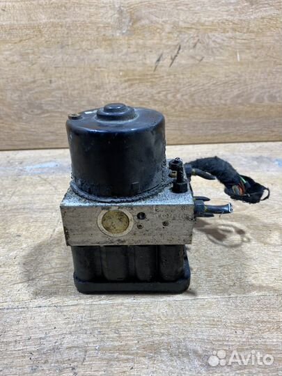 Блок ABS Volkswagen Golf 4 Арт. 781