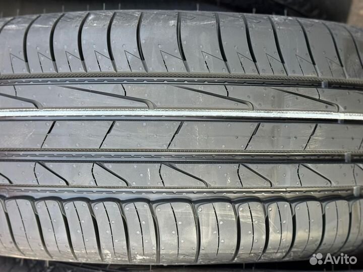 Ikon Tyres Autograph Aqua 3 SUV 235/65 R17