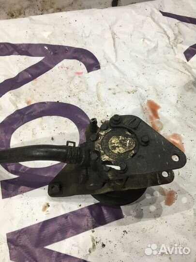 Насос гидроусилителя Nissan Almera