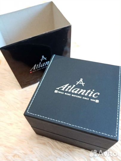 Часы женские Atlantic