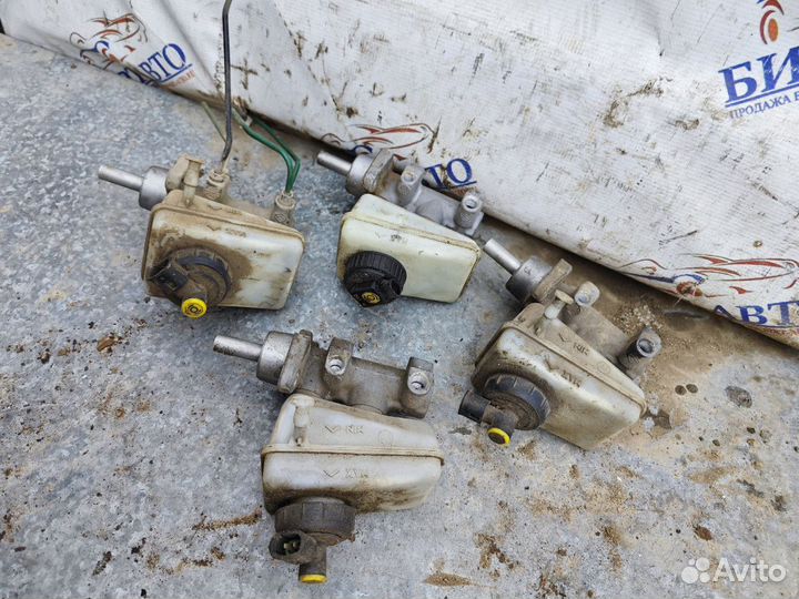 Бачок гидроусилителя Renault Clio II (1998—2002)