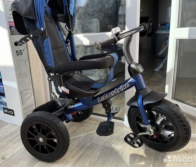 Трехколесный велосипед