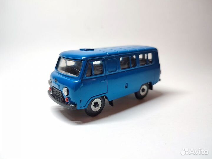 Модель УАЗ 3962 №01 буханка Агат Россия 1/43