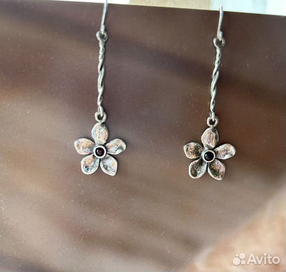 Серьги серебряные 925 с гранатом