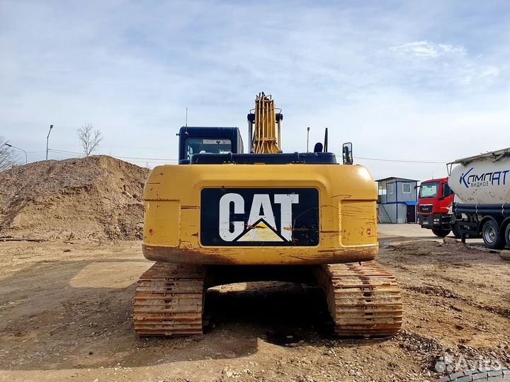 Гусеничный экскаватор CAT 320D L, 2011
