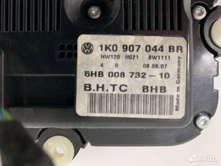 Блок управления климат-контролем Volkswagen Jetta