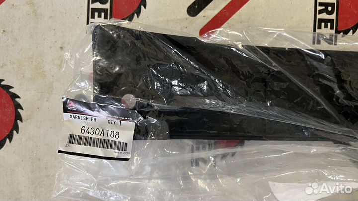 Номерной подиум Mitsubishi lancer Evo 10 новый