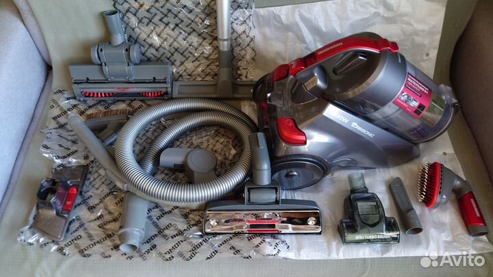 Пылесос Redmond RV-308