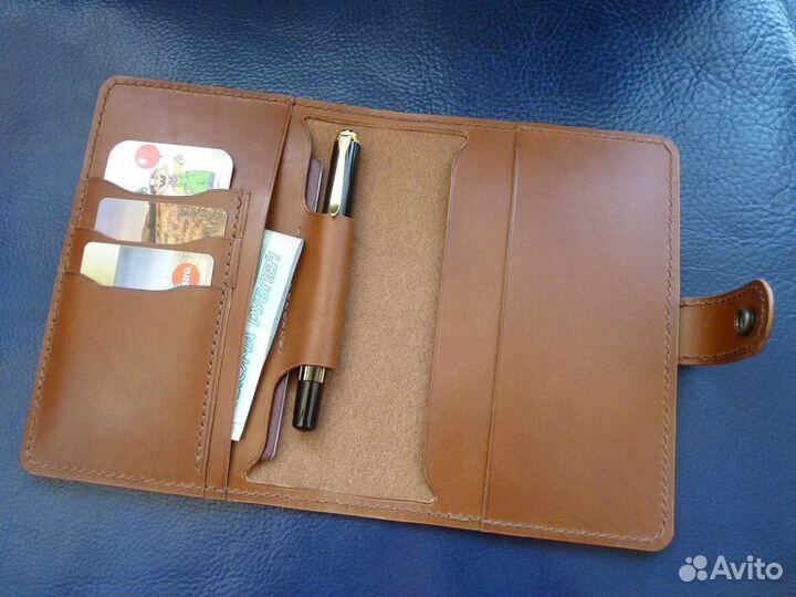 Кожаная обложка - органайзер ручная работа