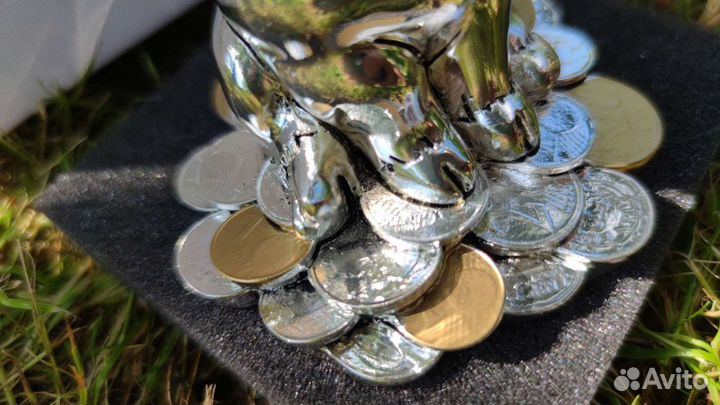 Статуэтка Хрюшка с монетами евро