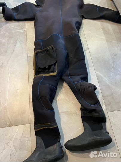 Гидрокостюм