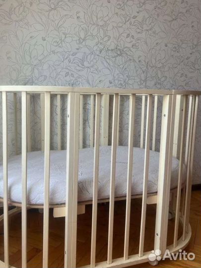 Кровать овальная 