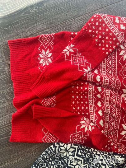 Новогодние парные свитера