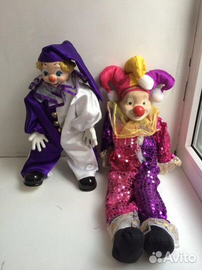 Клоуны фарфоровые