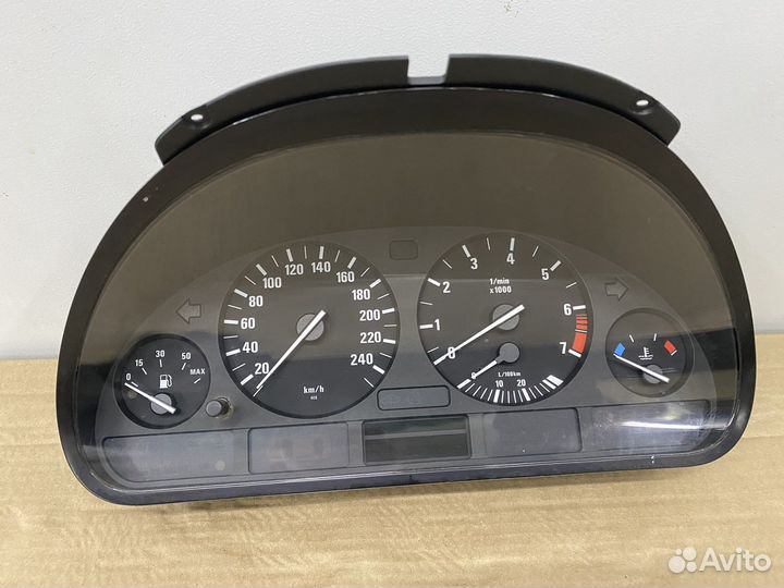 Щиток приборов BMW E39 Бензин МКПП