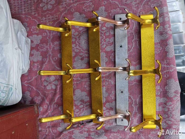 Металлическая вешалка времен СССР-4 штуки