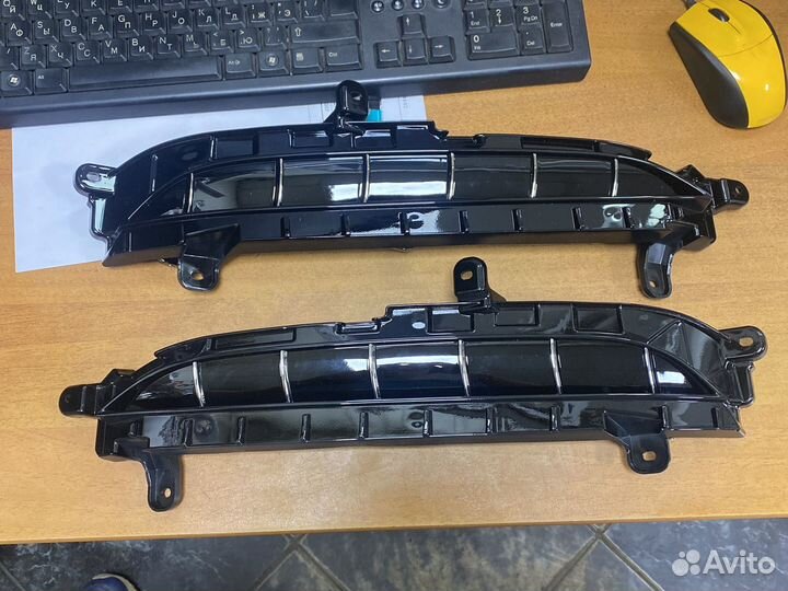 Заглушки противотуманок Genesis g80