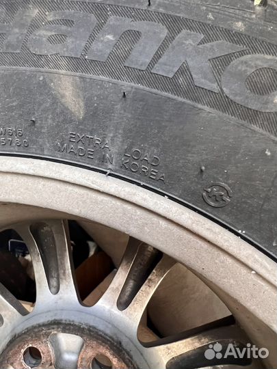 Hankook Winter I'Cept IZ2 215/60 R16