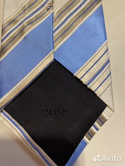 Hugo Boss галстук