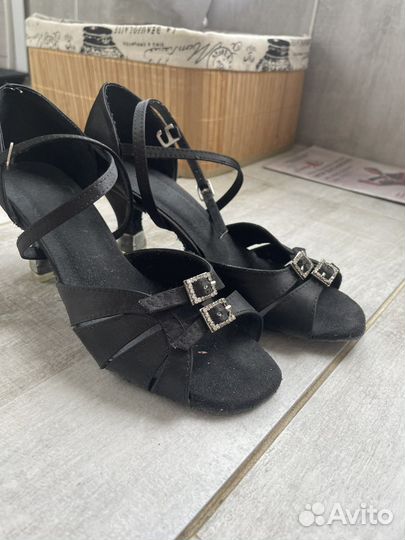 Туфли для бальных танцев