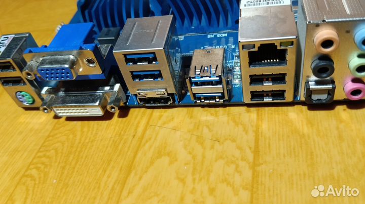 GA-Z77-D3H на запчасти