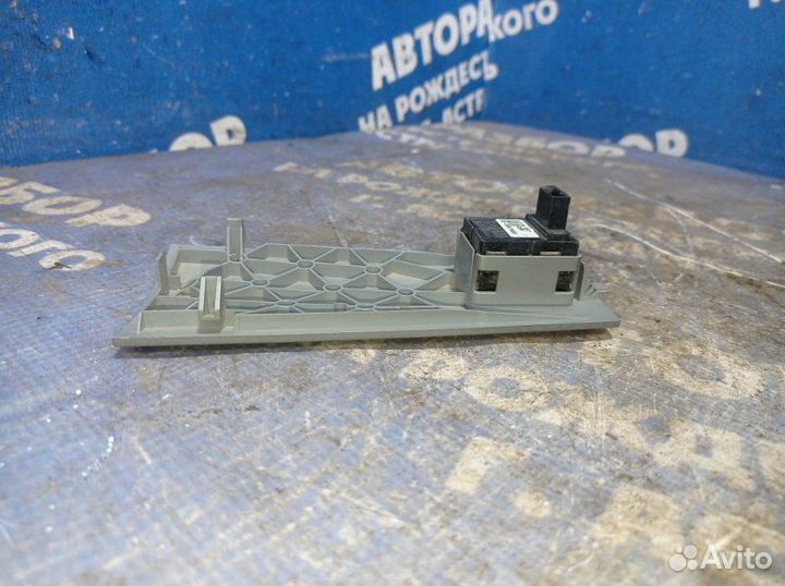 Кнопка стеклоподъемника Bmw E65 седан 2004