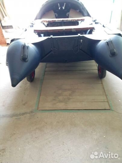 Лодка Гладиатор C330AL