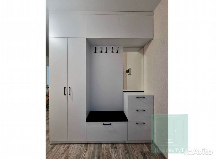 Шкаф в детскую