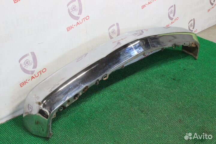 Бампер передний Chevrolet Tahoe GMT400