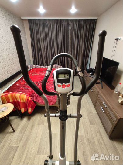 Эллиптический тренажёр