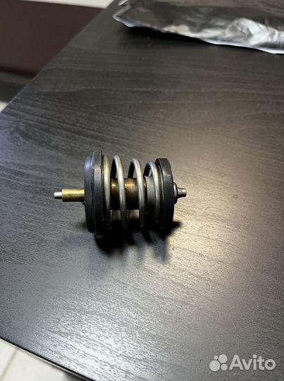 Термостат VAG 06H 121 113B