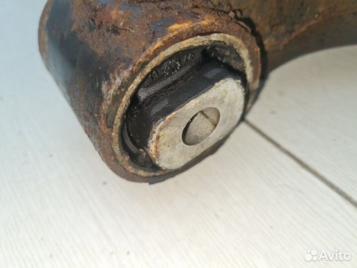 Рычаг задний правый Land Rover Range Rover L322