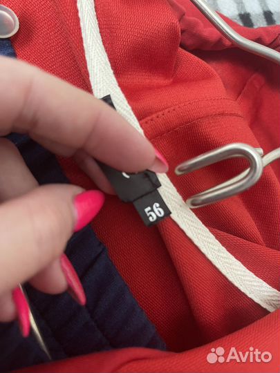 Женский спортивный костюм