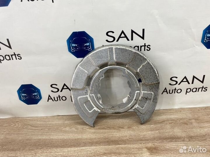 Пыльник тормозного диска задний Bmw X5 E70 N52B30