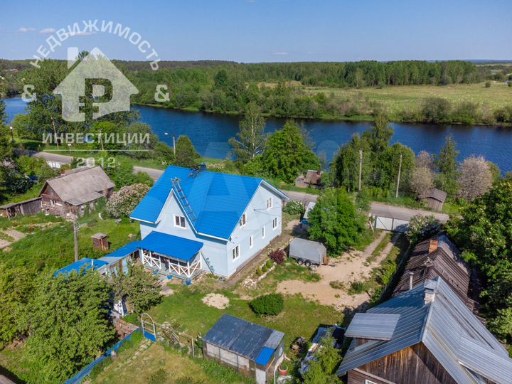 Дом 240 м² на участке 15 сот.