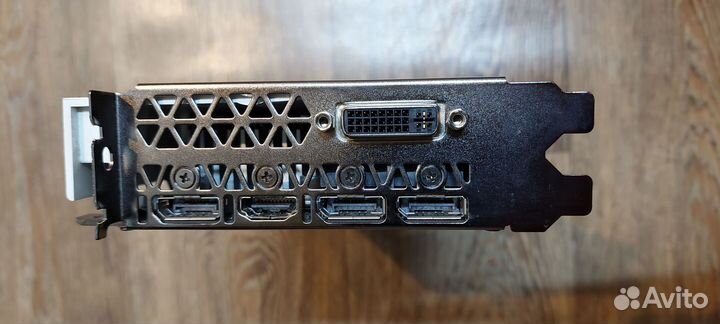 Игровая видеокарта asus