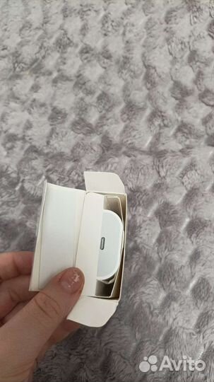 Блок питания для iPhone