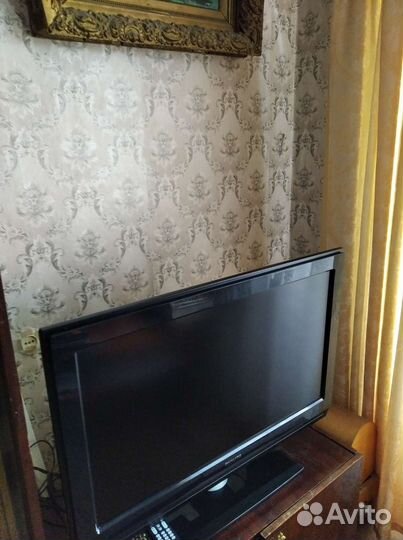 Телевизор бу philips,32'